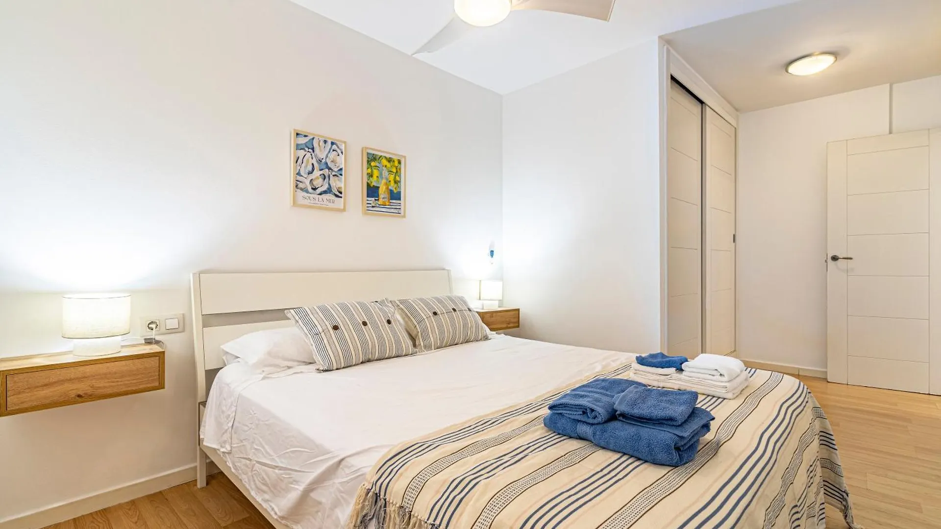Solis Mare Apartments - Pedregalejo Beach Malaga Spain